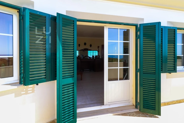 Moradia T6 para Venda em Luz Foto 51