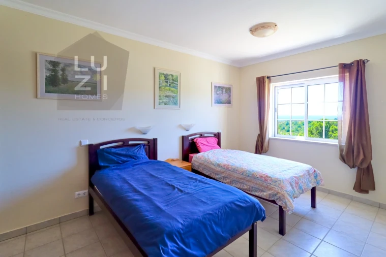 Moradia T6 para Venda em Luz Foto 32