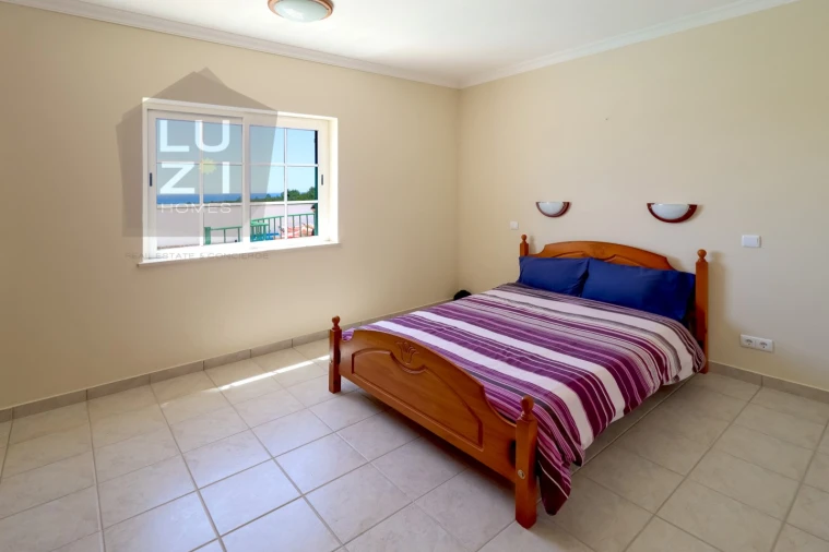 Moradia T6 para Venda em Luz Foto 69