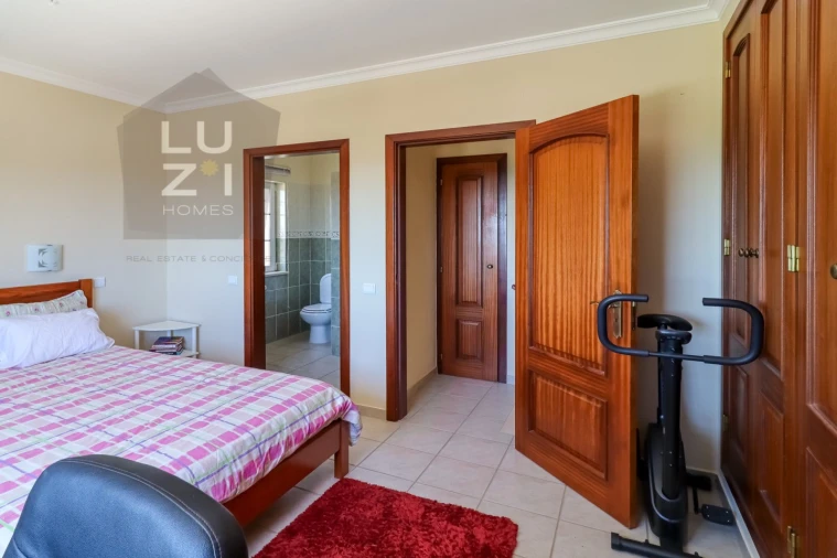 Moradia T6 para Venda em Luz Foto 64