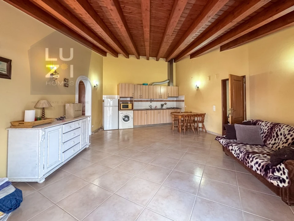 Negócio para Venda em Lagos (São Sebastião e Santa Maria) Foto 9