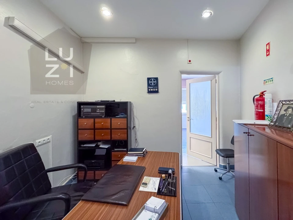 Negócio para Venda em Lagos (São Sebastião e Santa Maria) Foto 26