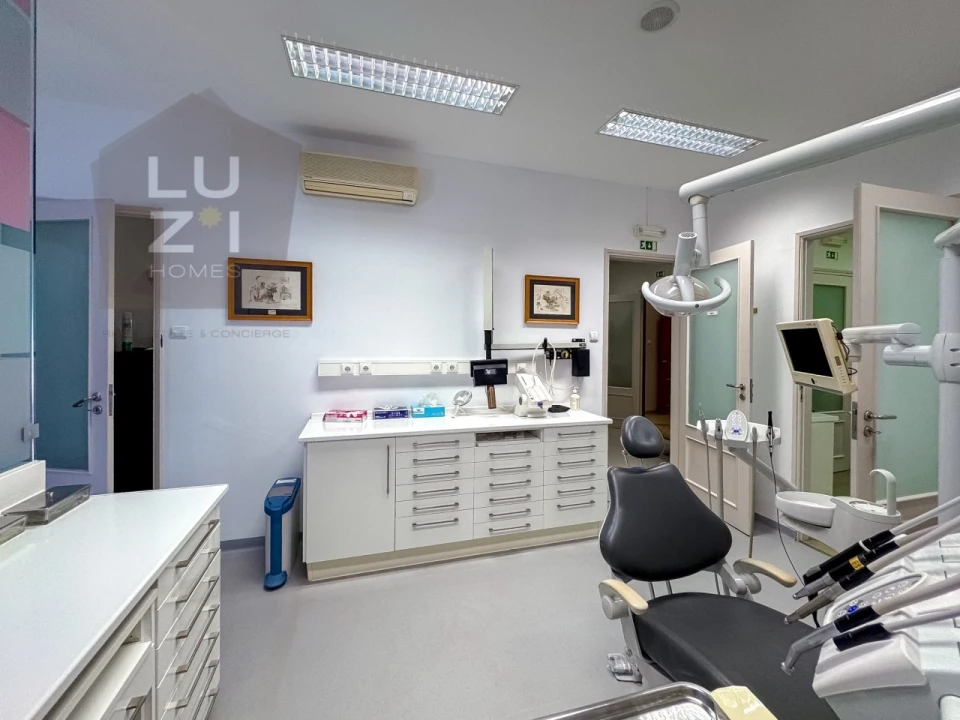 Negócio para Venda em Lagos (São Sebastião e Santa Maria) Foto 28