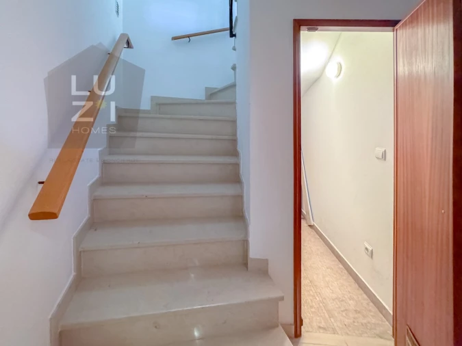 Negócio para Venda em Lagos (São Sebastião e Santa Maria) Foto 22