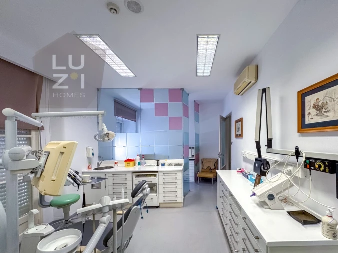 Negócio para Venda em Lagos (São Sebastião e Santa Maria) Foto 27