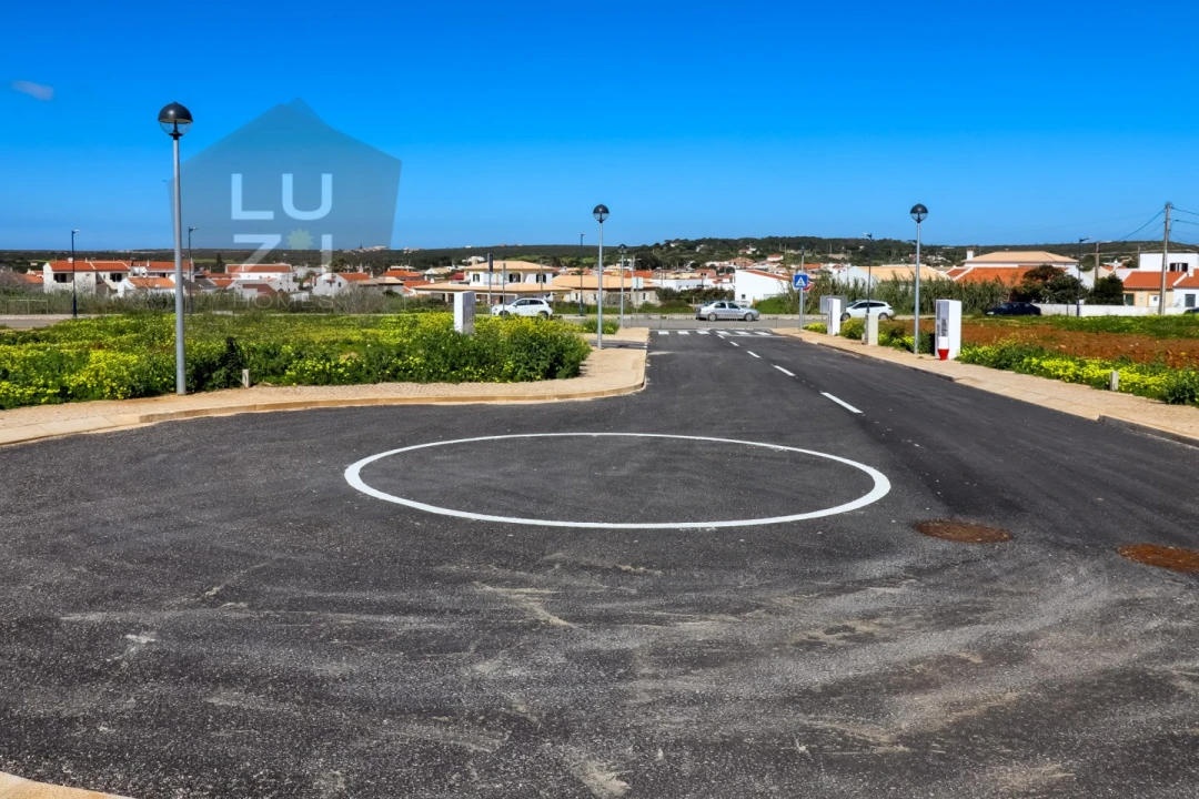 Terreno para Venda em Vila de Sagres Foto 8