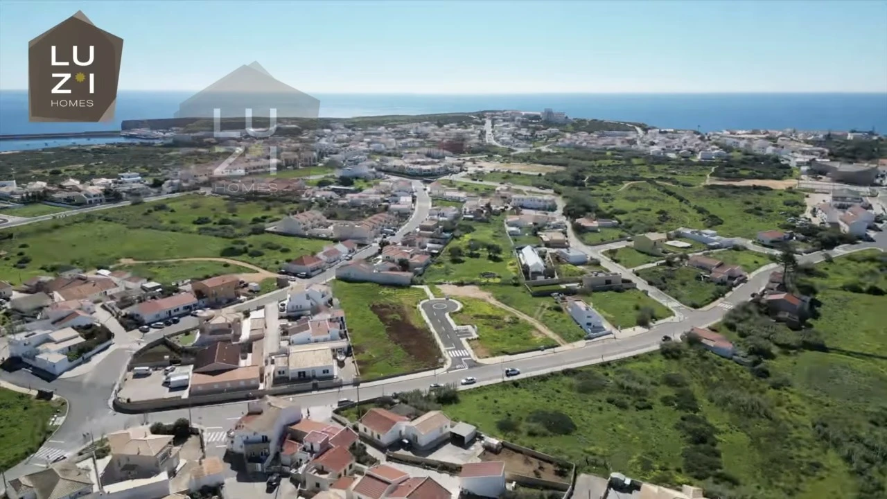 Terreno para Venda em Vila de Sagres Foto 2