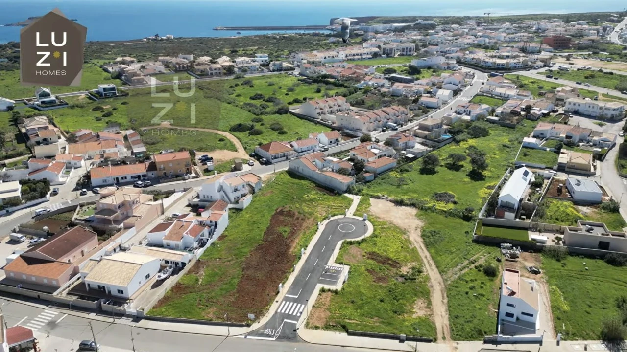 Terreno para Venda em Vila de Sagres Foto 3