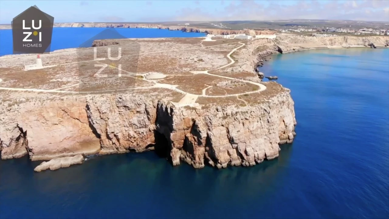 Terreno para Venda em Vila de Sagres Foto 17