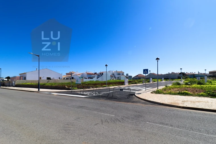 Terreno para Venda em Vila de Sagres Foto 10