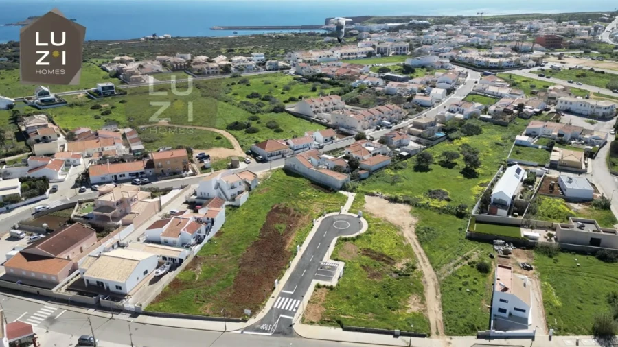 Terreno para Venda em Vila de Sagres Foto 3
