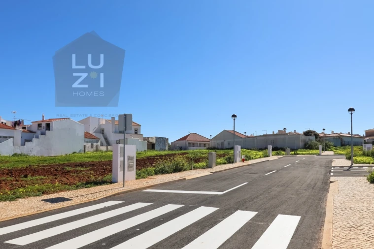 Terreno para Venda em Vila de Sagres Foto 4