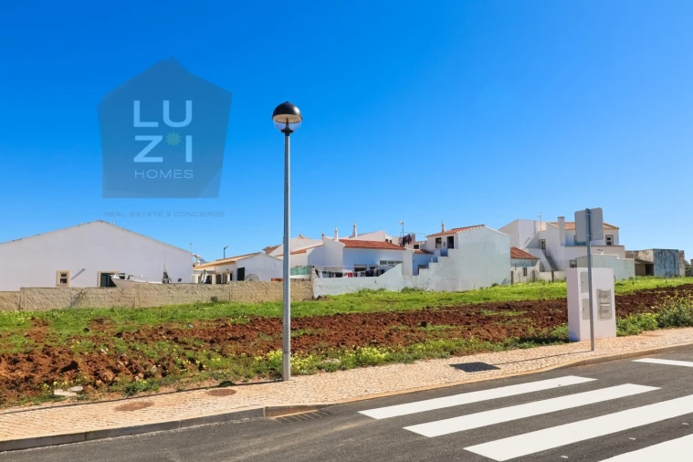 Terreno para Venda em Vila de Sagres Foto 4