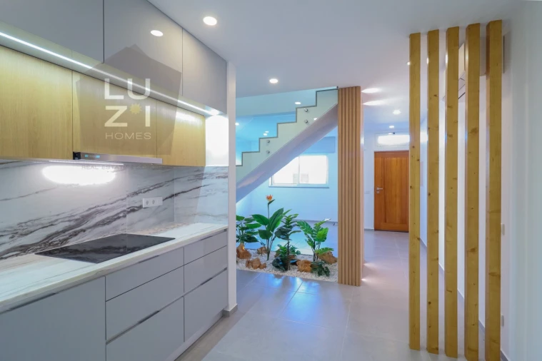 Moradia T6 para Venda em Lagos (São Sebastião e Santa Maria) Foto 7