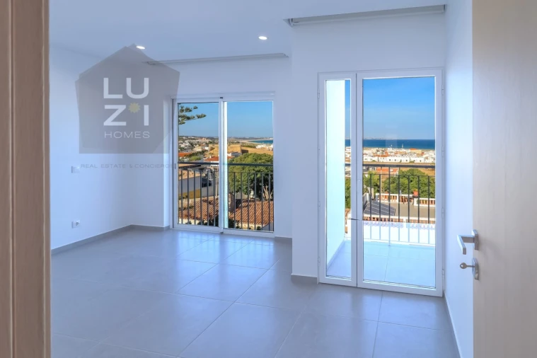 Moradia T6 para Venda em Lagos (São Sebastião e Santa Maria) Foto 38