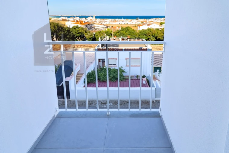 Moradia T6 para Venda em Lagos (São Sebastião e Santa Maria) Foto 39