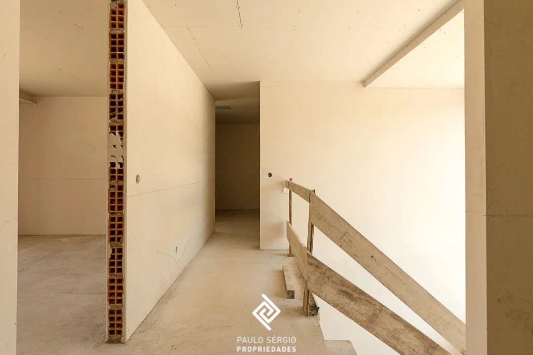 Moradia T4 para Venda em Riba de Ancora Foto 56