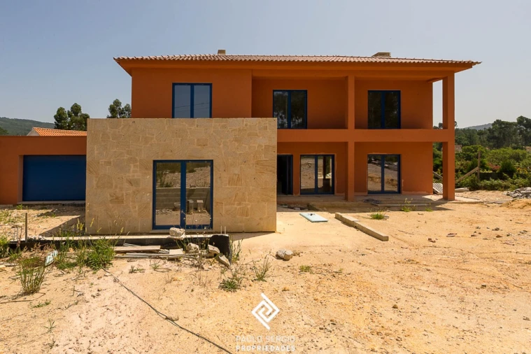 Moradia T4 para Venda em Riba de Ancora Foto 42