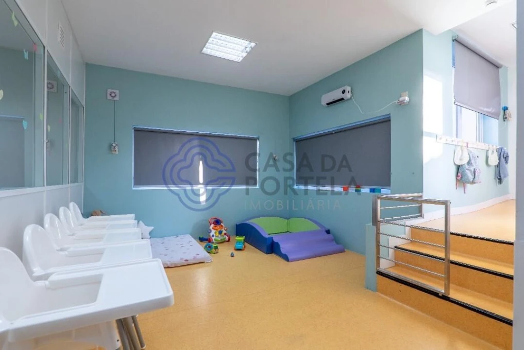 Negócio para Venda em Foz do Sousa e Covelo Foto 86