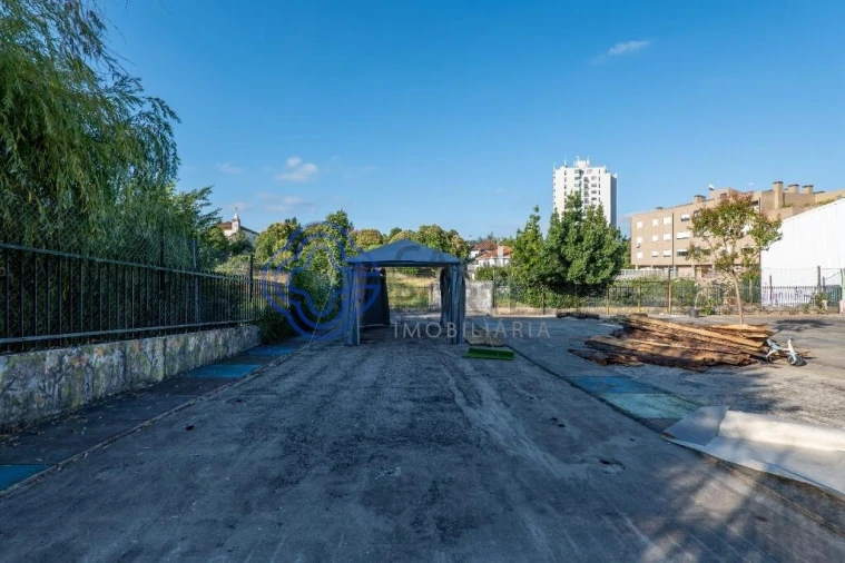 Negócio para Venda em Foz do Sousa e Covelo Foto 5