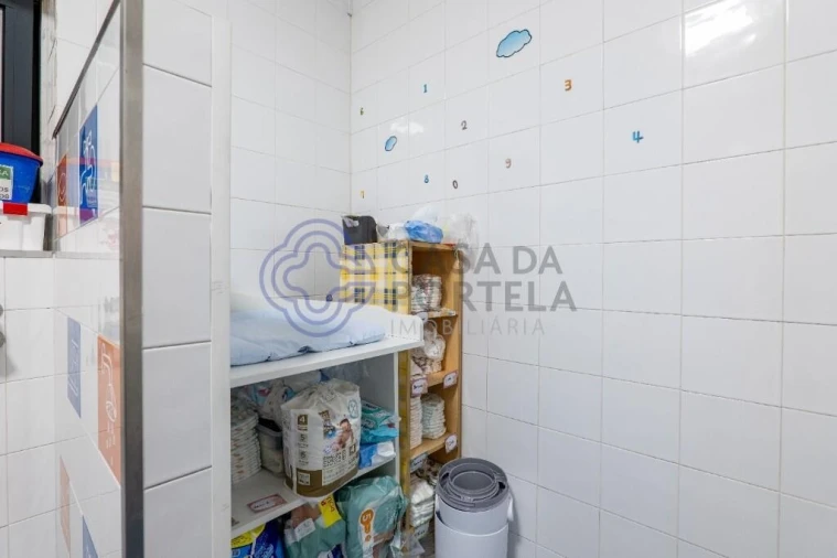 Negócio para Venda em Foz do Sousa e Covelo Foto 55