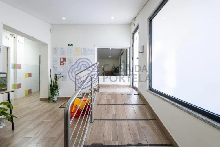 Negócio para Venda em Foz do Sousa e Covelo Foto 34