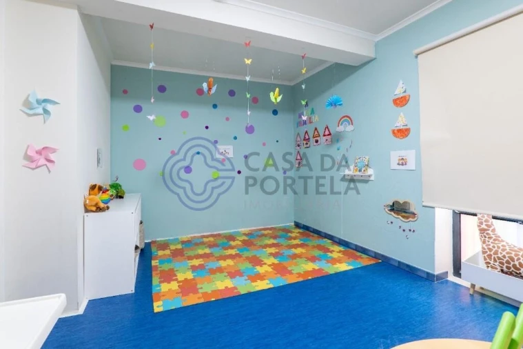 Negócio para Venda em Foz do Sousa e Covelo Foto 73