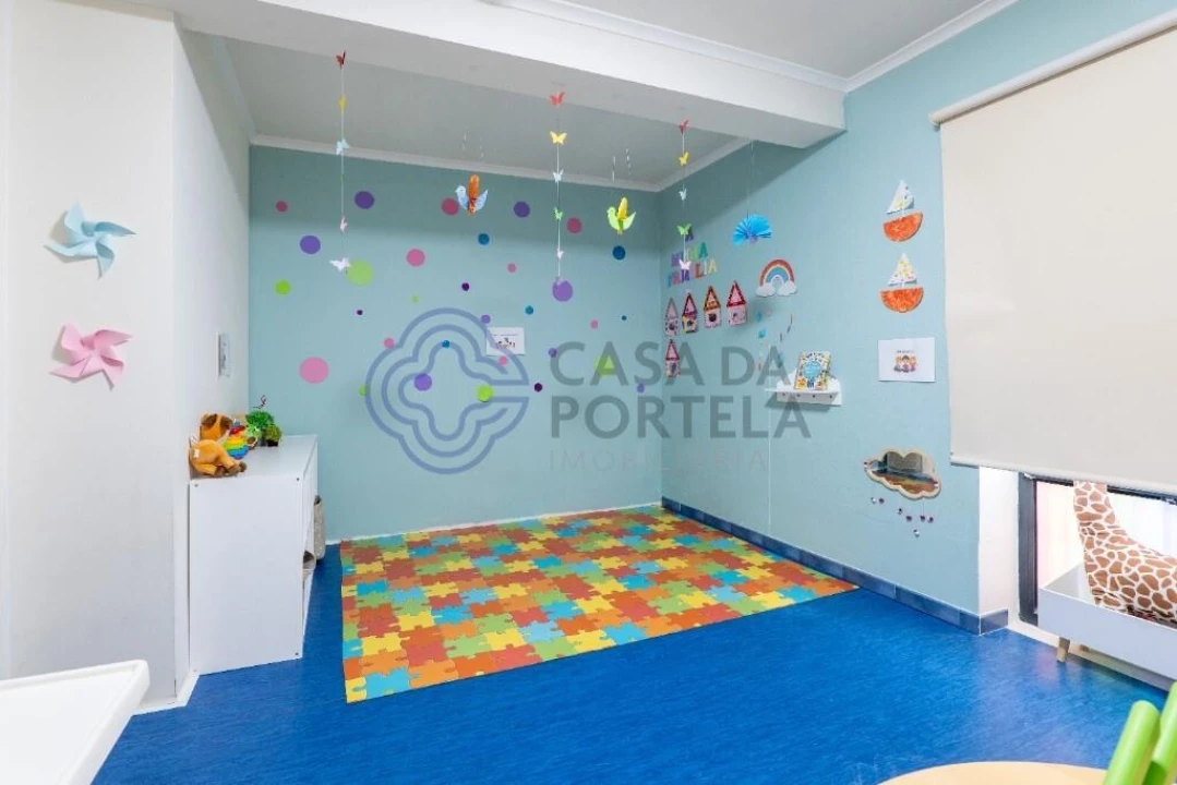 Negócio para Venda em Foz do Sousa e Covelo Foto 73