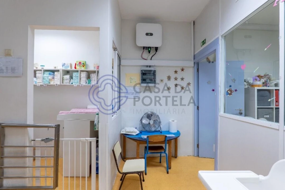 Negócio para Venda em Foz do Sousa e Covelo Foto 90