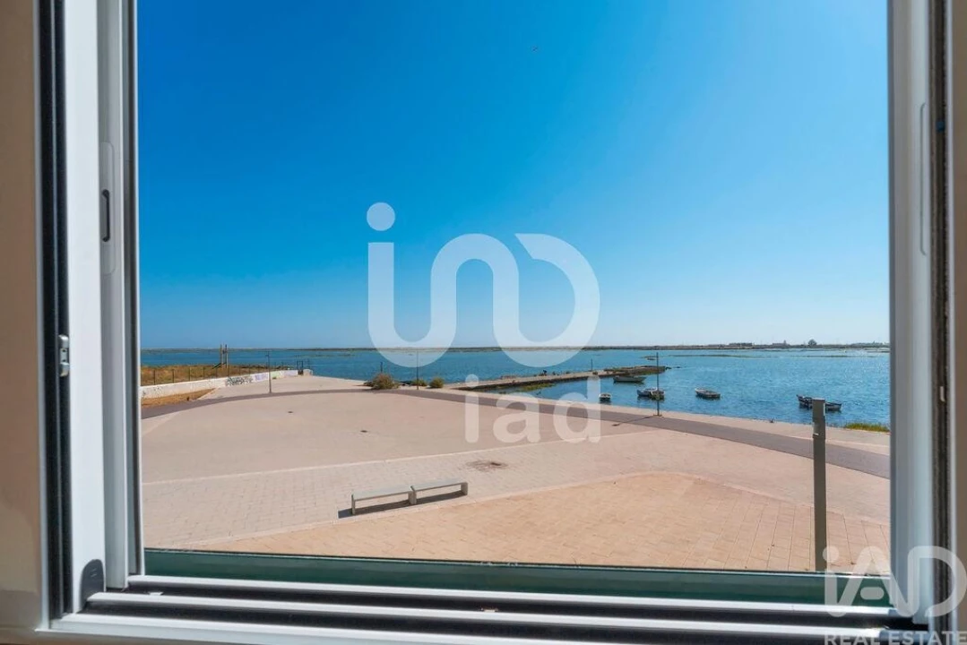 Moradia T2 para Venda em Faro (Sé e São Pedro) Foto 1