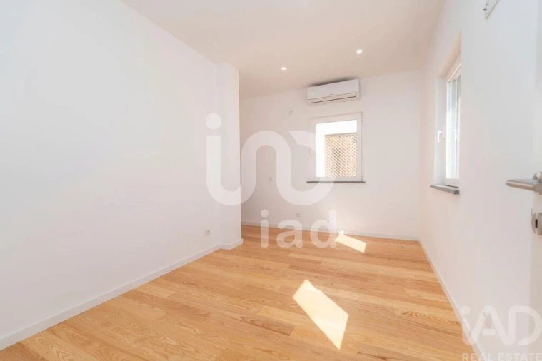 Moradia T2 para Venda em Faro (Sé e São Pedro) Foto 16