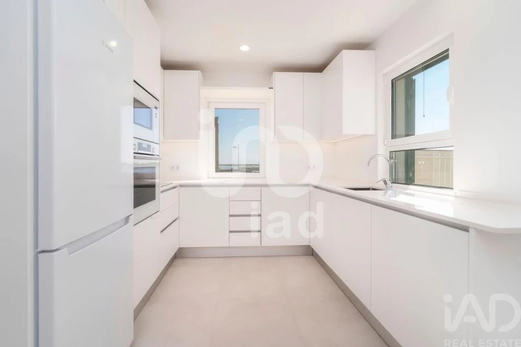 Moradia T2 para Venda em Faro (Sé e São Pedro) Foto 12