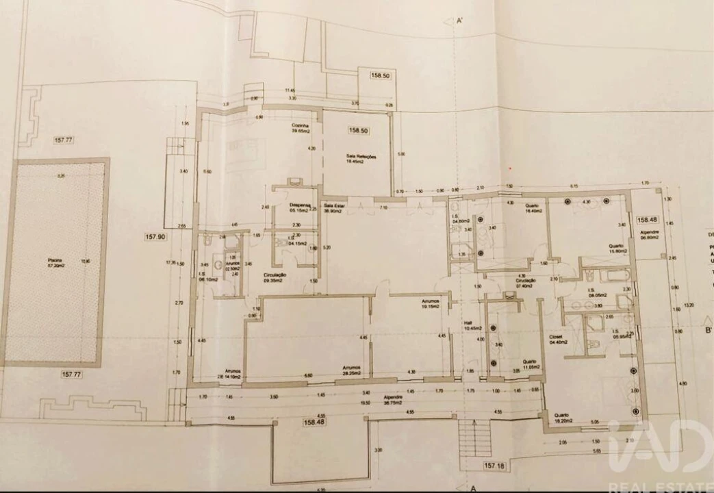 Moradia T5 para Venda em Barrio Foto 30