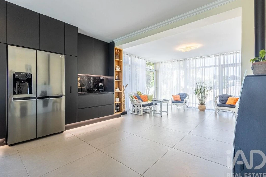 Moradia T5 para Venda em Barrio Foto 6