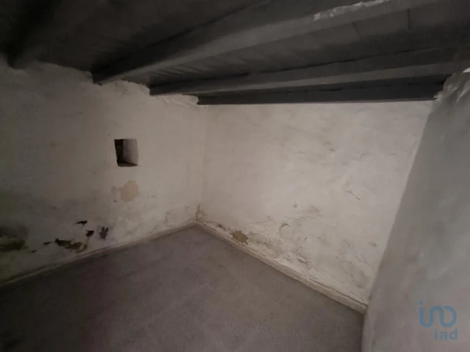 Moradia T2 para Venda em Gafete Foto 9