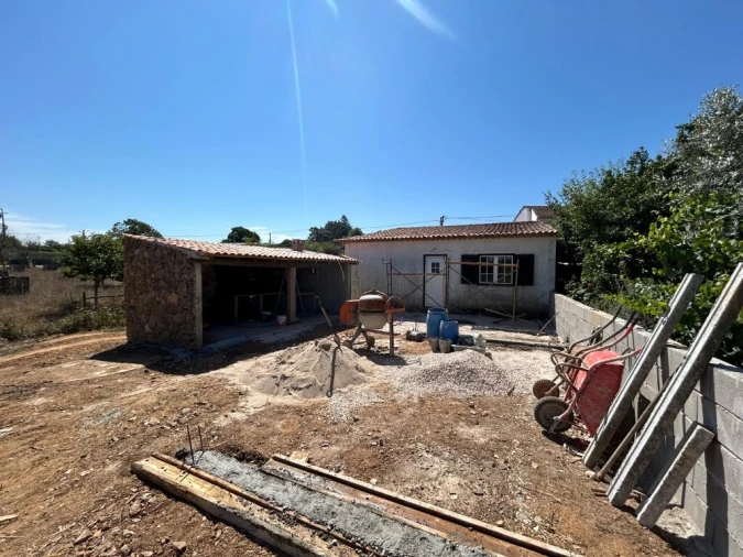 Moradia T2 para Venda em Aguas Belas Foto 3