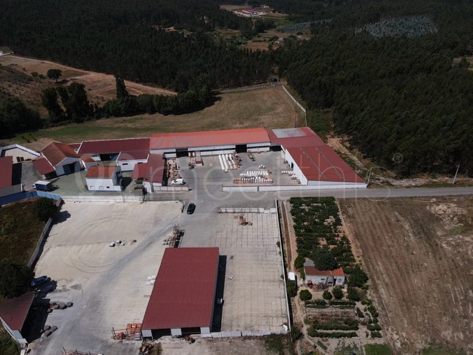 Armazém para Venda em Campelos e Outeiro da Cabeça Foto 11