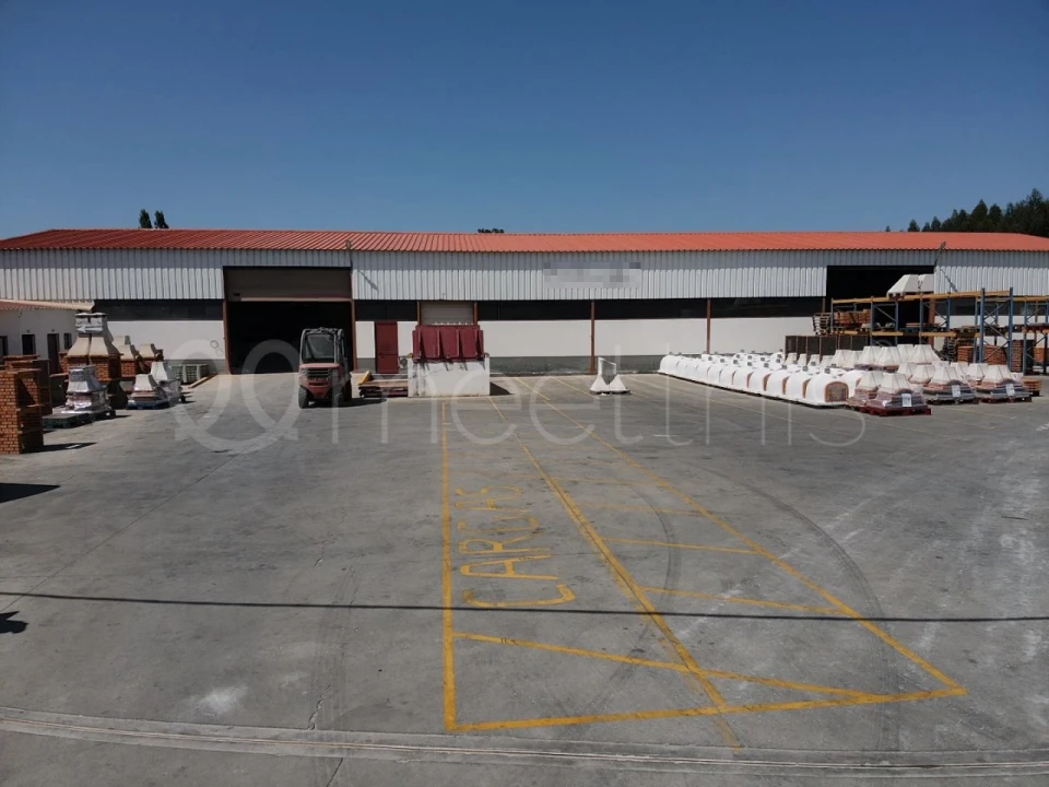 Armazém para Venda em Campelos e Outeiro da Cabeça Foto 14