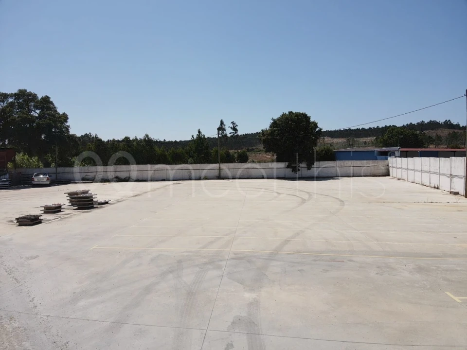 Armazém para Venda em Campelos e Outeiro da Cabeça Foto 19