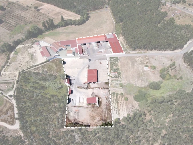 Armazém para Venda em Campelos e Outeiro da Cabeça Foto 2