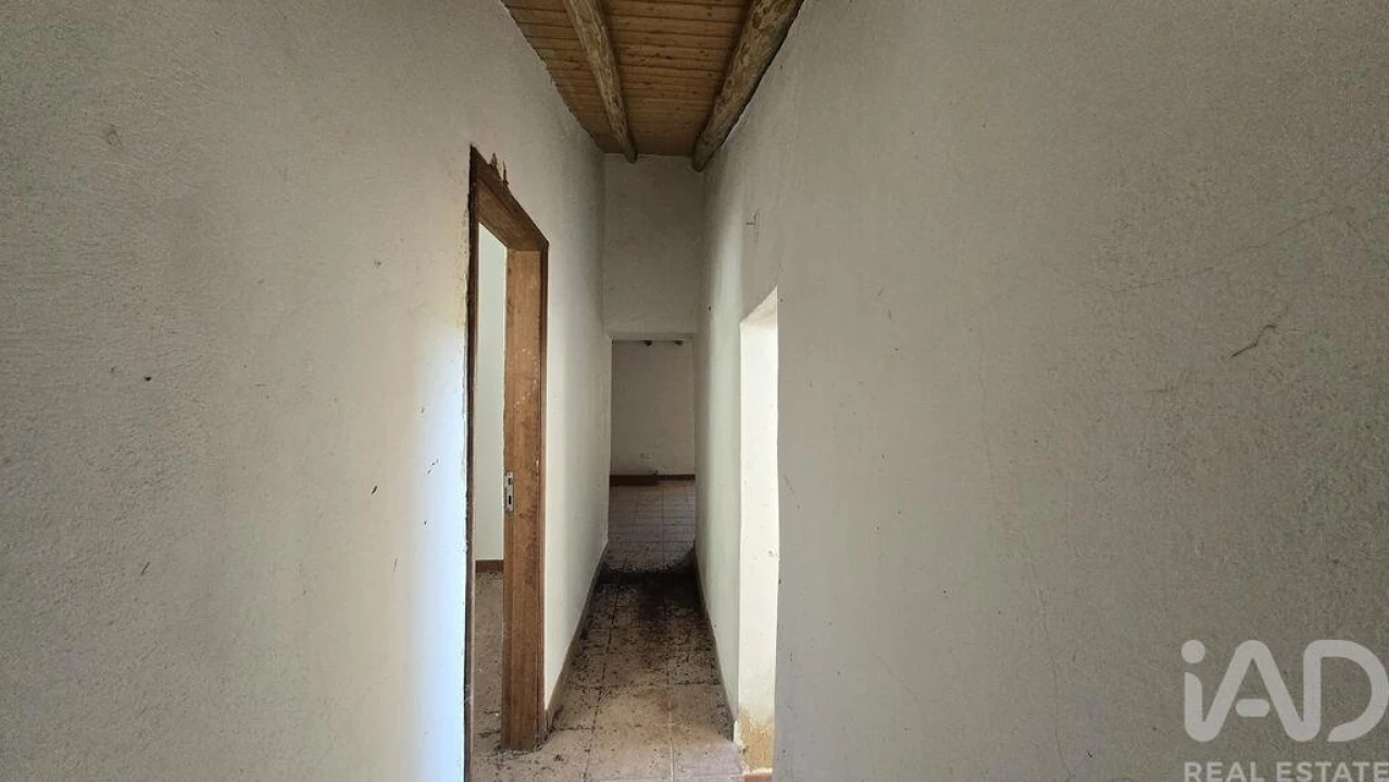 Moradia T2 para Venda em Ameixial Foto 21