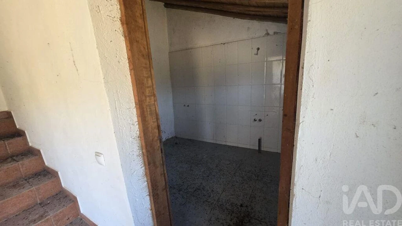 Moradia T2 para Venda em Ameixial Foto 18