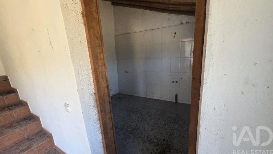 Moradia T2 para Venda em Ameixial Foto 18