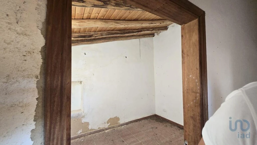 Moradia T2 para Venda em Ameixial Foto 9