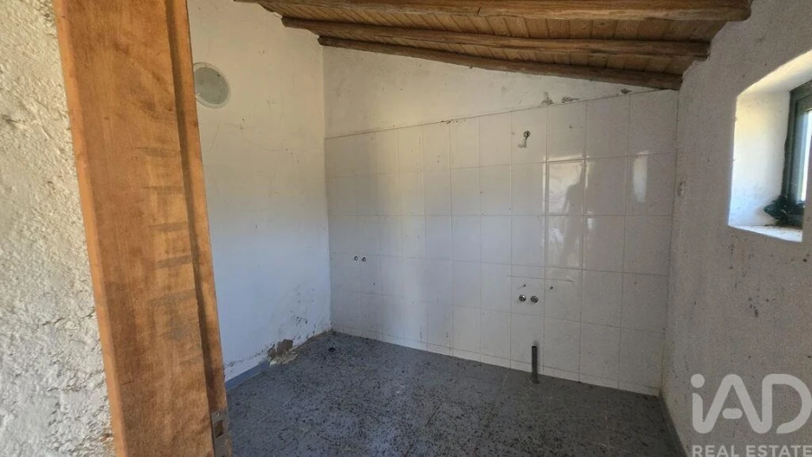 Moradia T2 para Venda em Ameixial Foto 26