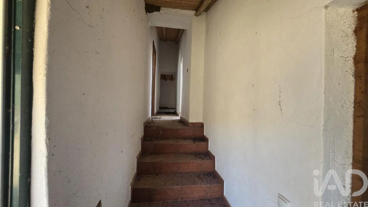 Moradia T2 para Venda em Ameixial Foto 19