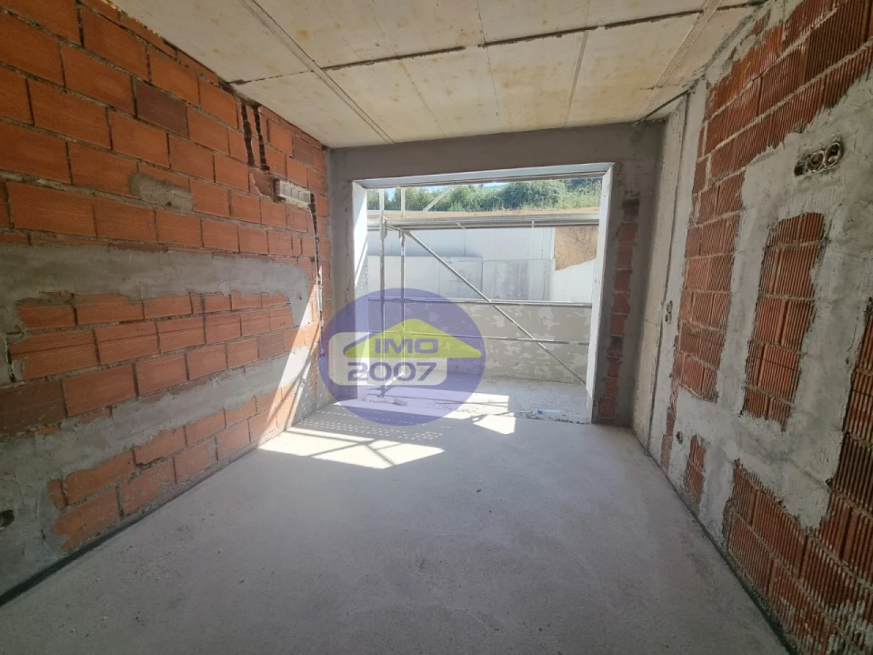 Apartamento T2 para Venda em São João da Madeira Foto 23