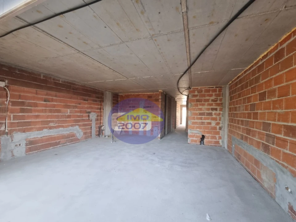 Apartamento T2 para Venda em São João da Madeira Foto 35