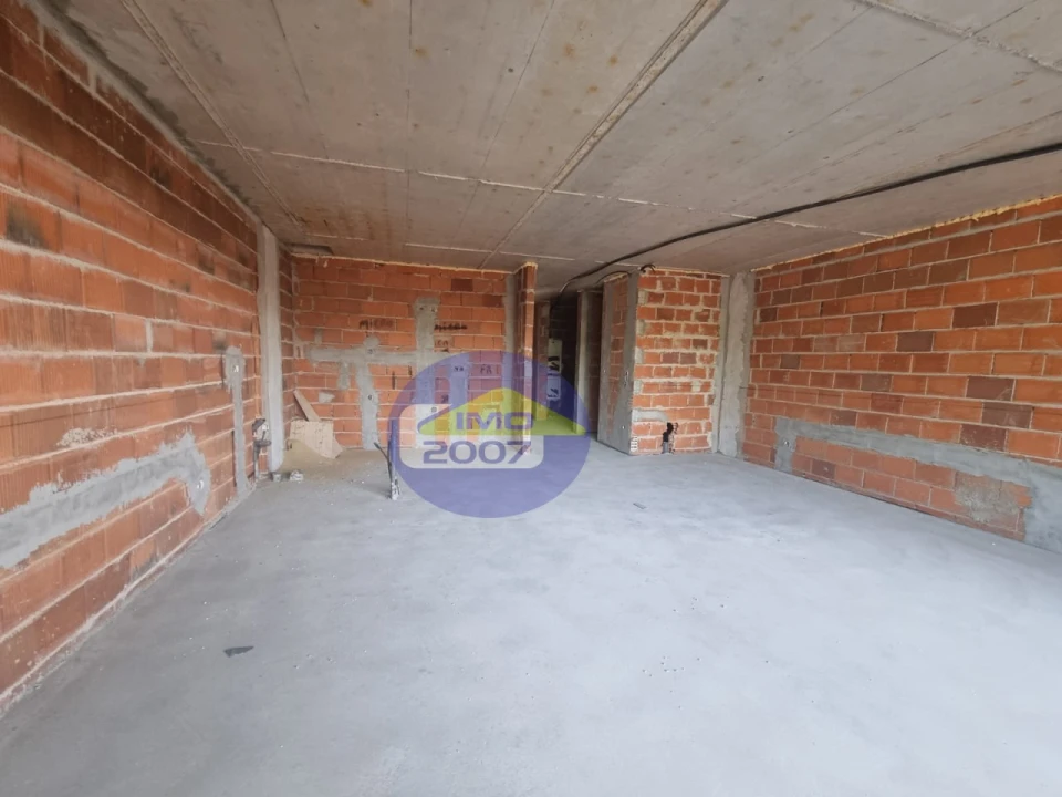 Apartamento T2 para Venda em São João da Madeira Foto 37