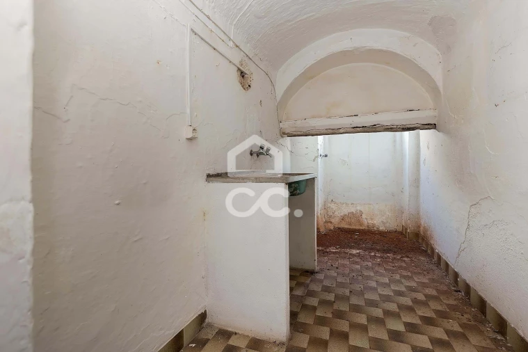 Moradia T1 para Venda em Borba (São Bartolomeu) Foto 8